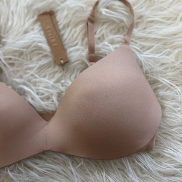 Skims Wireless Form Pushup Plunge Bra Clay Size 32C - Picture 5 of 9